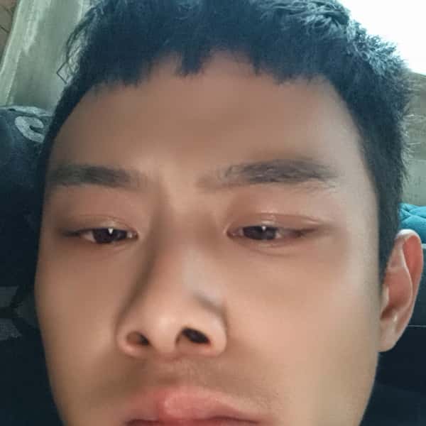 湖北23岁单身帅哥真诚找对象-江门征婚相亲网