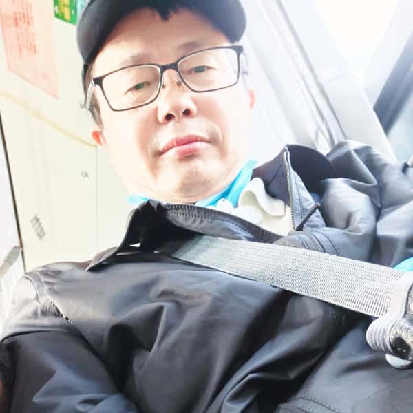 上海56岁单身帅哥真诚找对象-江门征婚相亲网